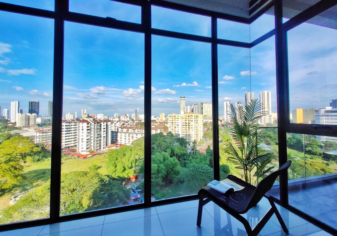 Beacon Executive At For 10pax And 2 Bed * George Town