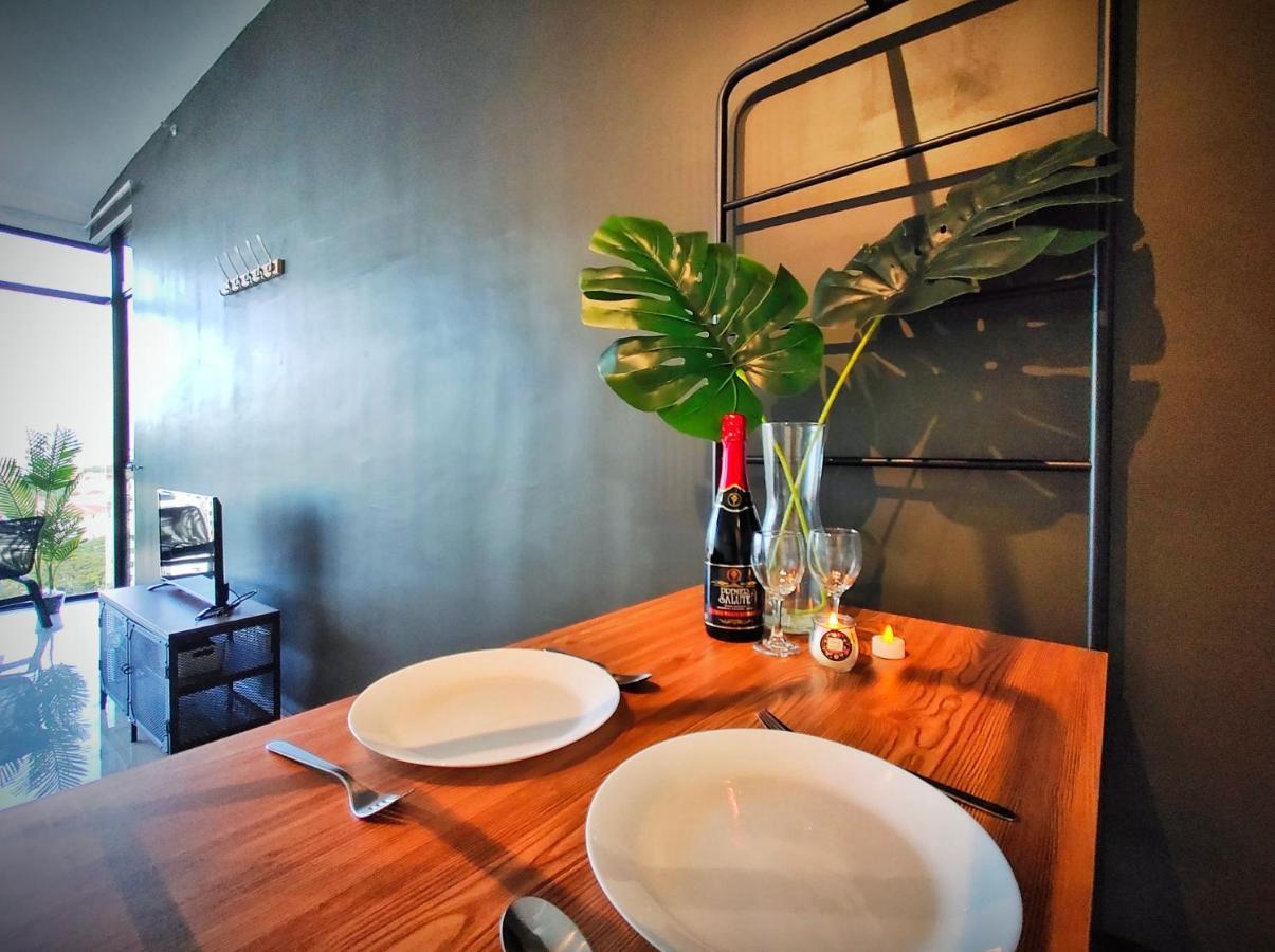 Beacon Executive At For 10pax And 2 Bed *