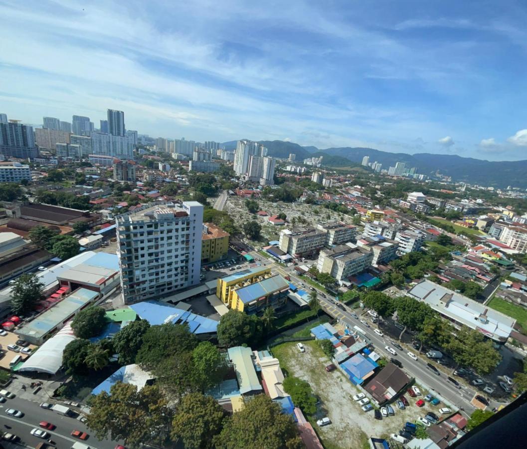 Beacon Executive At For 10pax And 2 Bed * George Town