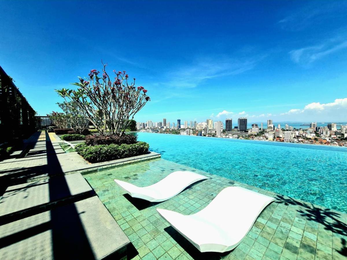 Beacon Executive At For 10pax And 2 Bed Apartment George Town