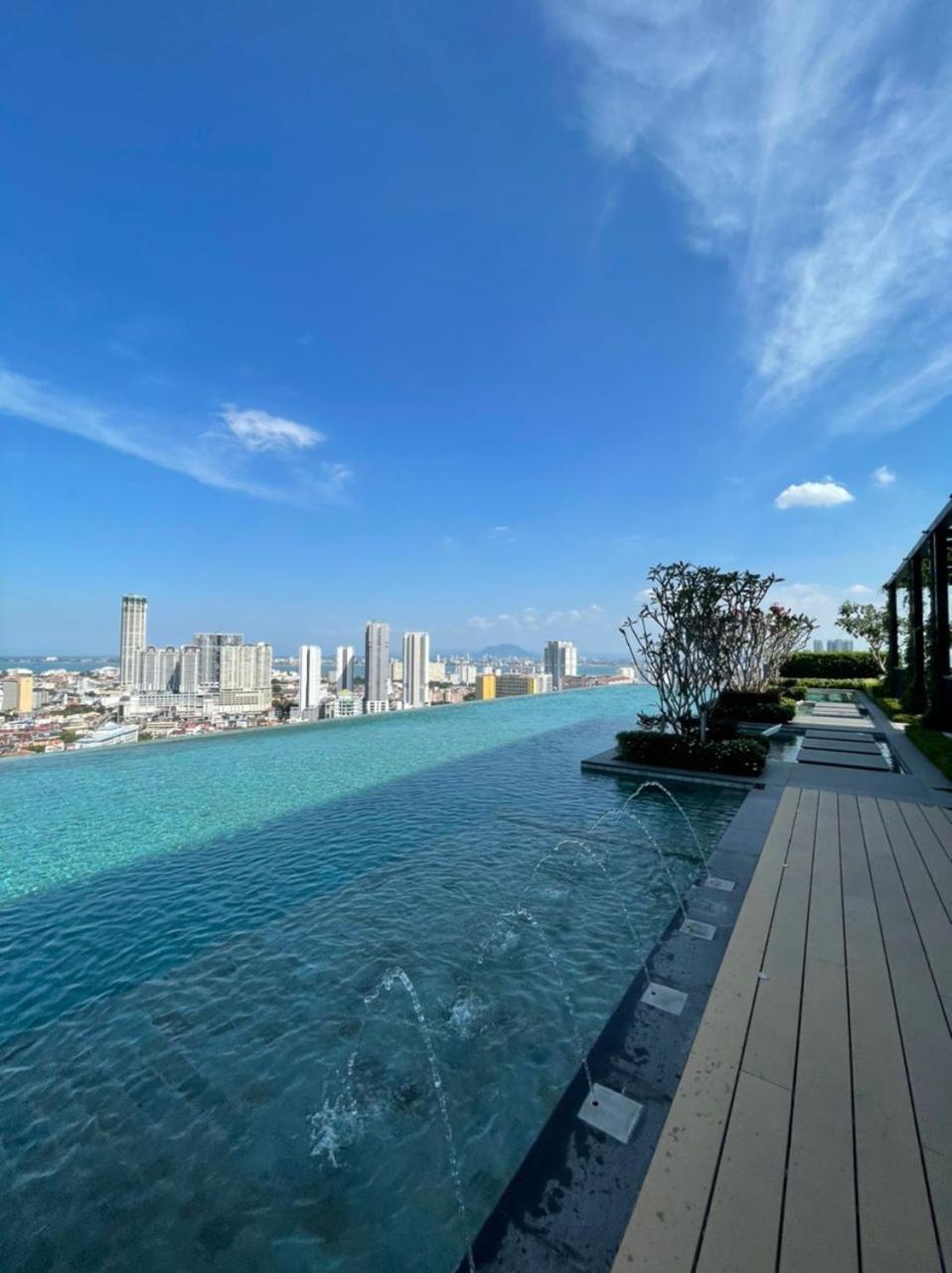 Beacon Executive At For 10pax And 2 Bed Apartment George Town