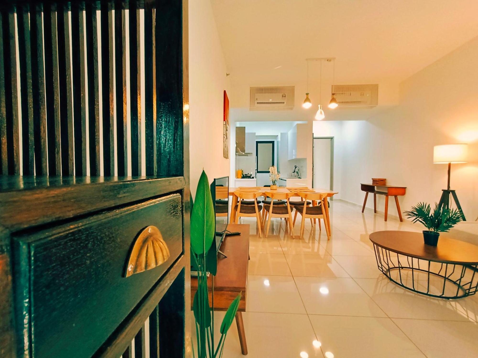 Beacon Executive At For 10pax And 2 Bed Apartment George Town